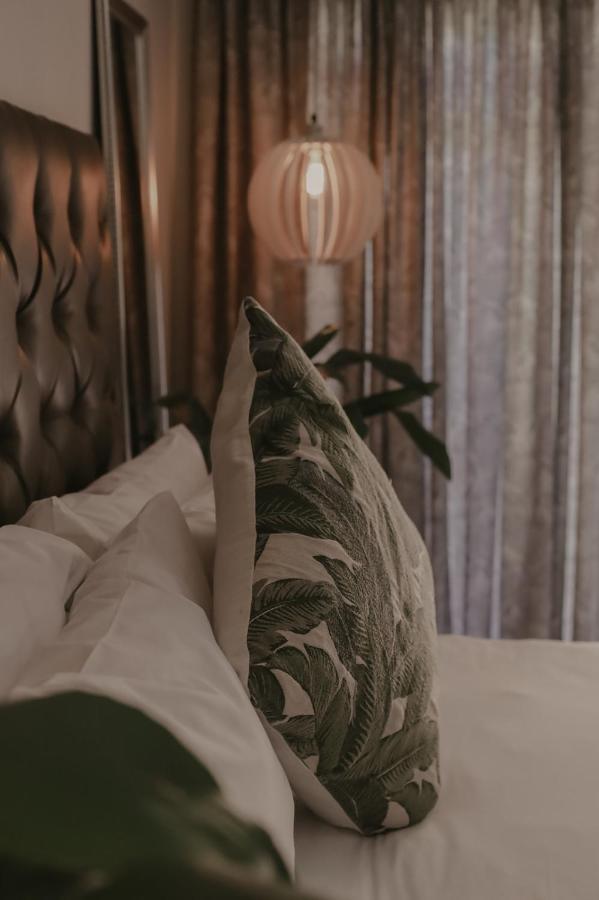 Villa Rose Guesthouse & Venue Блумфонтейн Экстерьер фото